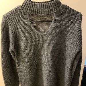 Grey sweater